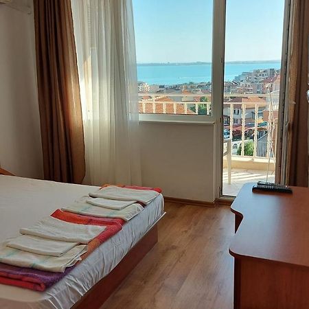 Guest House Rona - Free Parking And Sea View Sveti Vlas Buitenkant foto